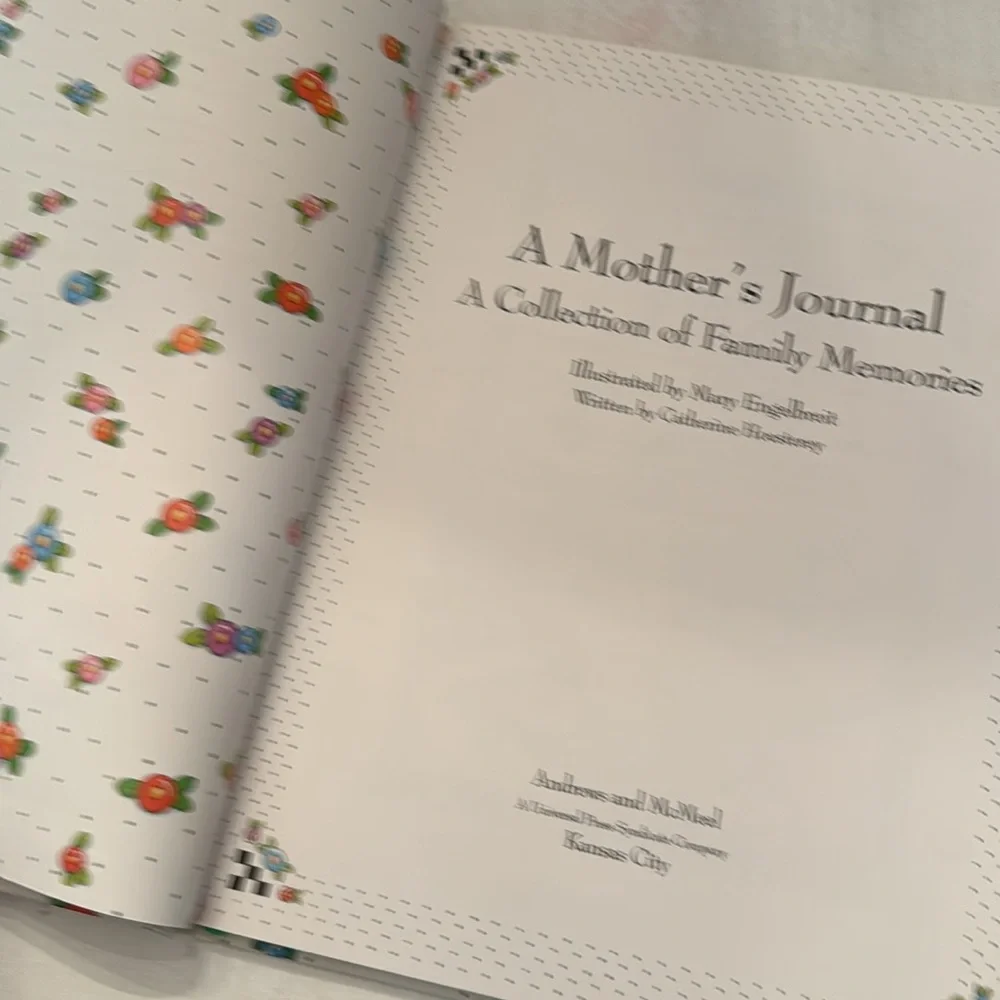 Mary Engelbreit Baby Book “A Mother’s Journal” A Collection of Family Memories